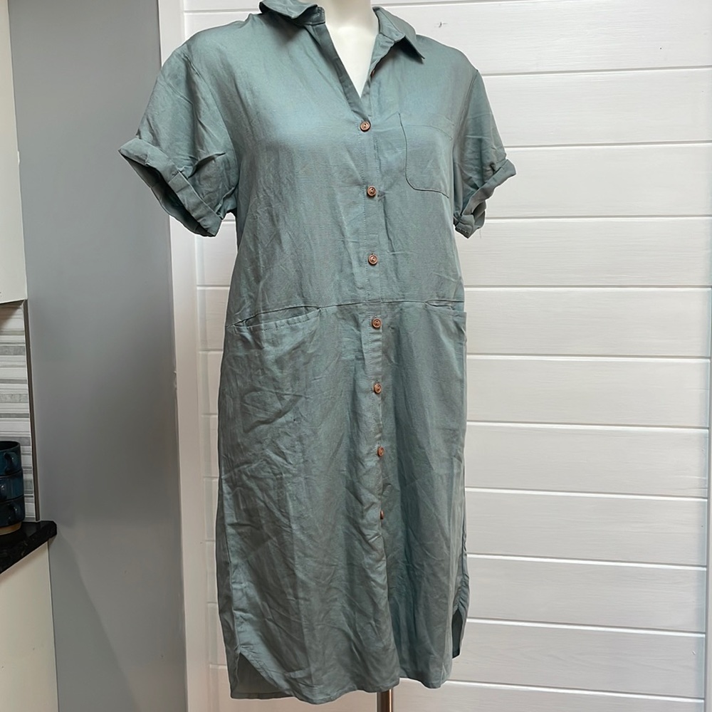Sage Mo:vint midi dress.